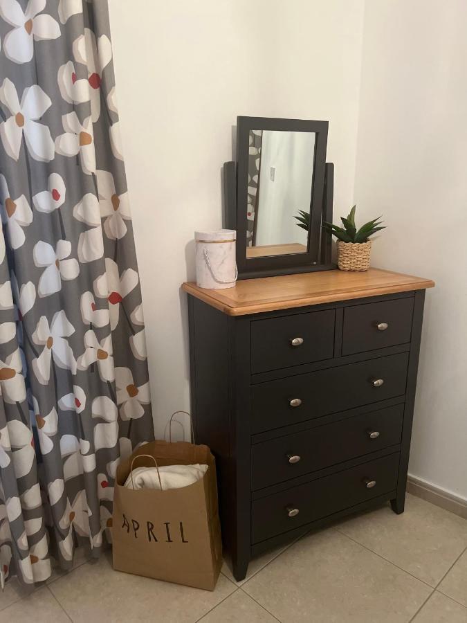 Hillview Apartment Peyia Bagian luar foto